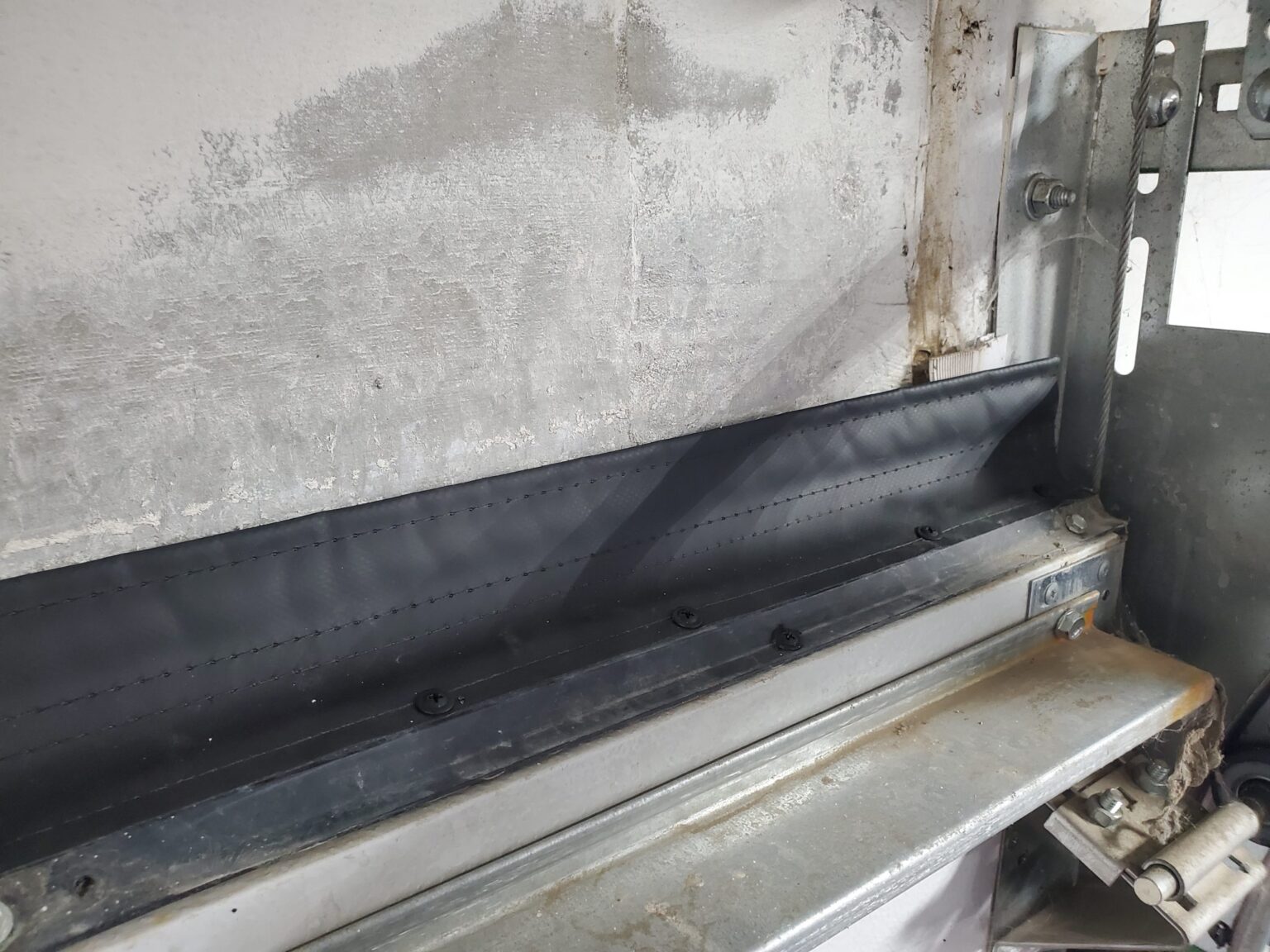 Double Top Seal Inside - After Installation 1